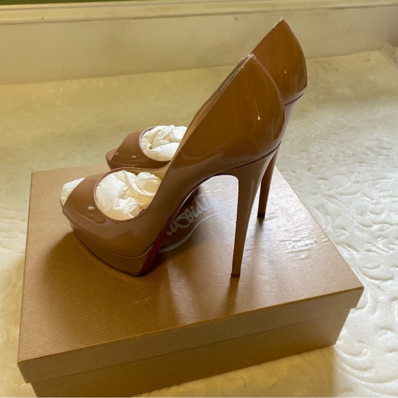 Christian Louboutin Nude Patent Leather Lady Peep Toe Platform Pumps - Picture 5 of 15